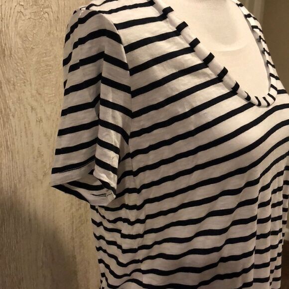 Splendid Black & White Striped Short-sleeve Shirt - Picture 4 of 7